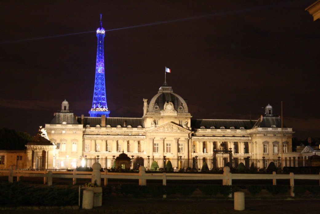 Paris Eiffelturm bleu