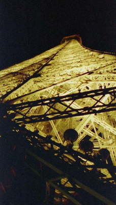 db_Paris Eiffel lumiere1